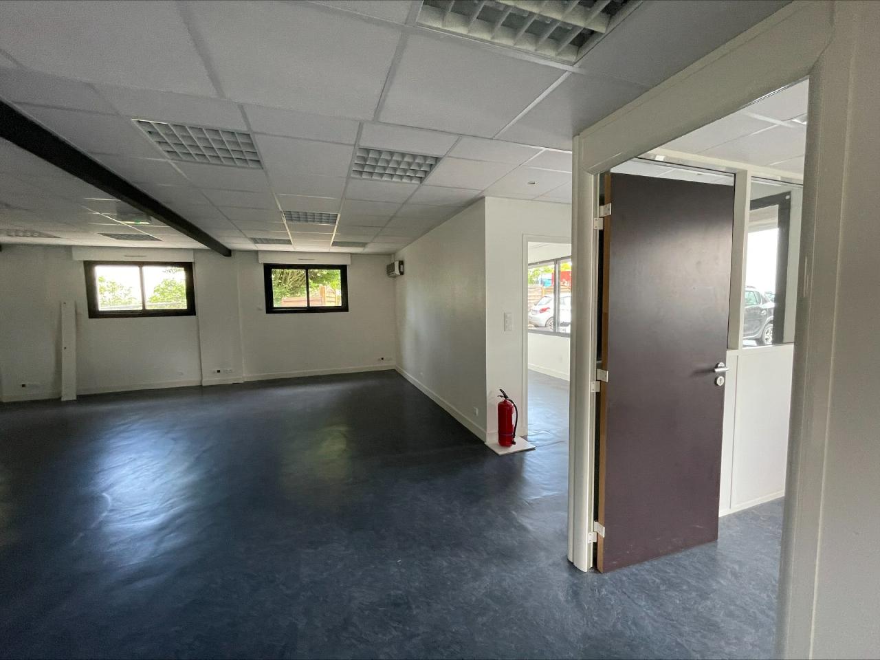 Bureau Saint-Grégoire 326m² Location bureau Saint-Grégoire Ille-et-Vilaine OLBUR2316028 2